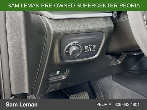 Used 2024 Jeep Grand Cherokee L Laredo RWD image 10