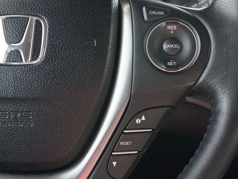 Used 2017 Honda Pilot EX-L image 12