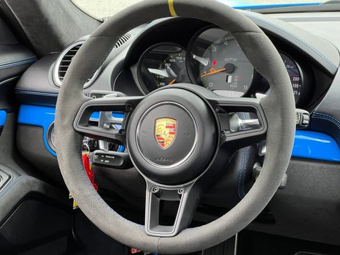 Certified 2023 Porsche 718 Cayman GT4 RWD image 23