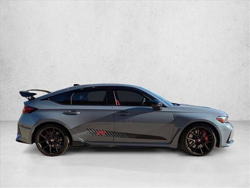 Used 2025 Honda Civic Type R image 4