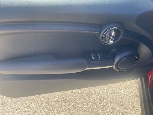 Used 2017 MINI Cooper Convertible image 19