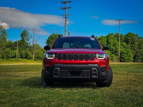 New 2026 Jeep Cherokee Limited AWD/4WD image 8