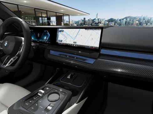 New 2027 BMW 550e xDrive image 14