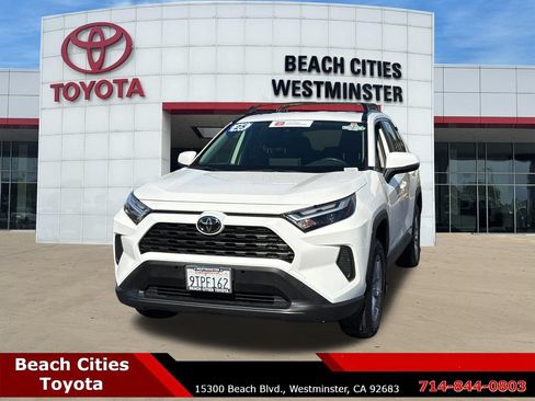 Certified 2025 Toyota RAV4 XLE AWD/4WD image 5