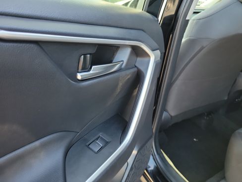 Used 2024 Toyota RAV4 XLE FWD image 13