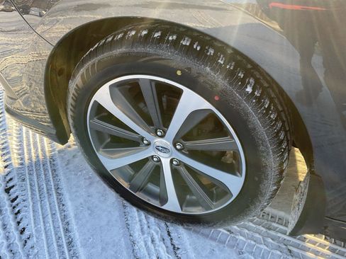 Used 2019 Subaru Legacy 2.5i Limited image 9