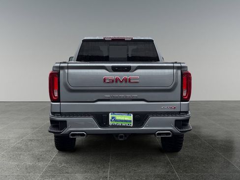 Used 2024 GMC Sierra 1500 AT4 w/ AT4 Premium Package AWD/4WD image 7