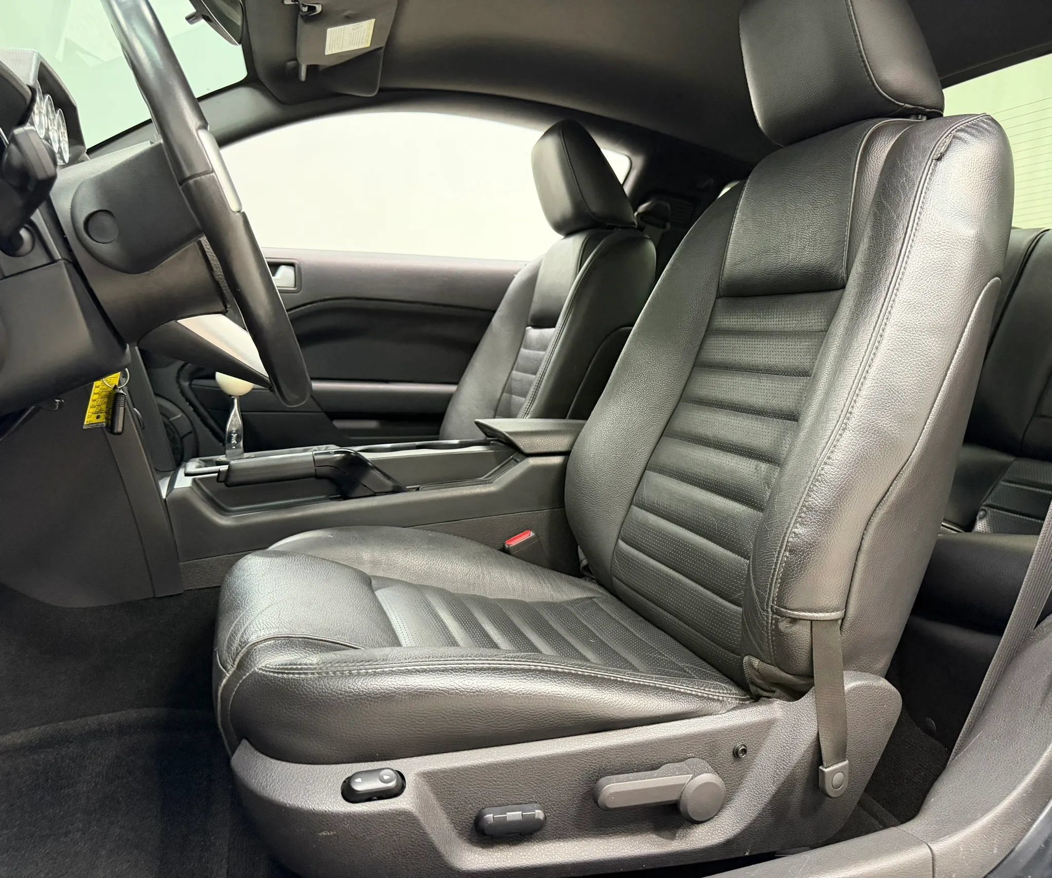 Used 2007 Ford Mustang GT Premium RWD image 17