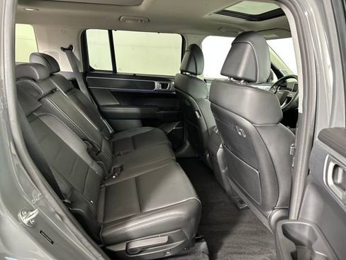 Used 2024 Hyundai Santa Fe Limited image 27