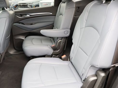 Used 2023 Buick Enclave Essence w/ Sport Touring Edition image 22