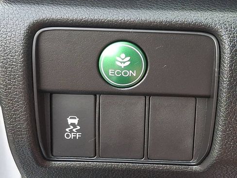 Used 2017 Honda Accord EX image 25