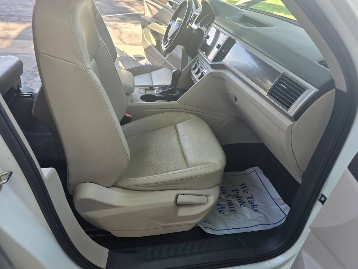Used 2018 Volkswagen Atlas SE FWD image 19