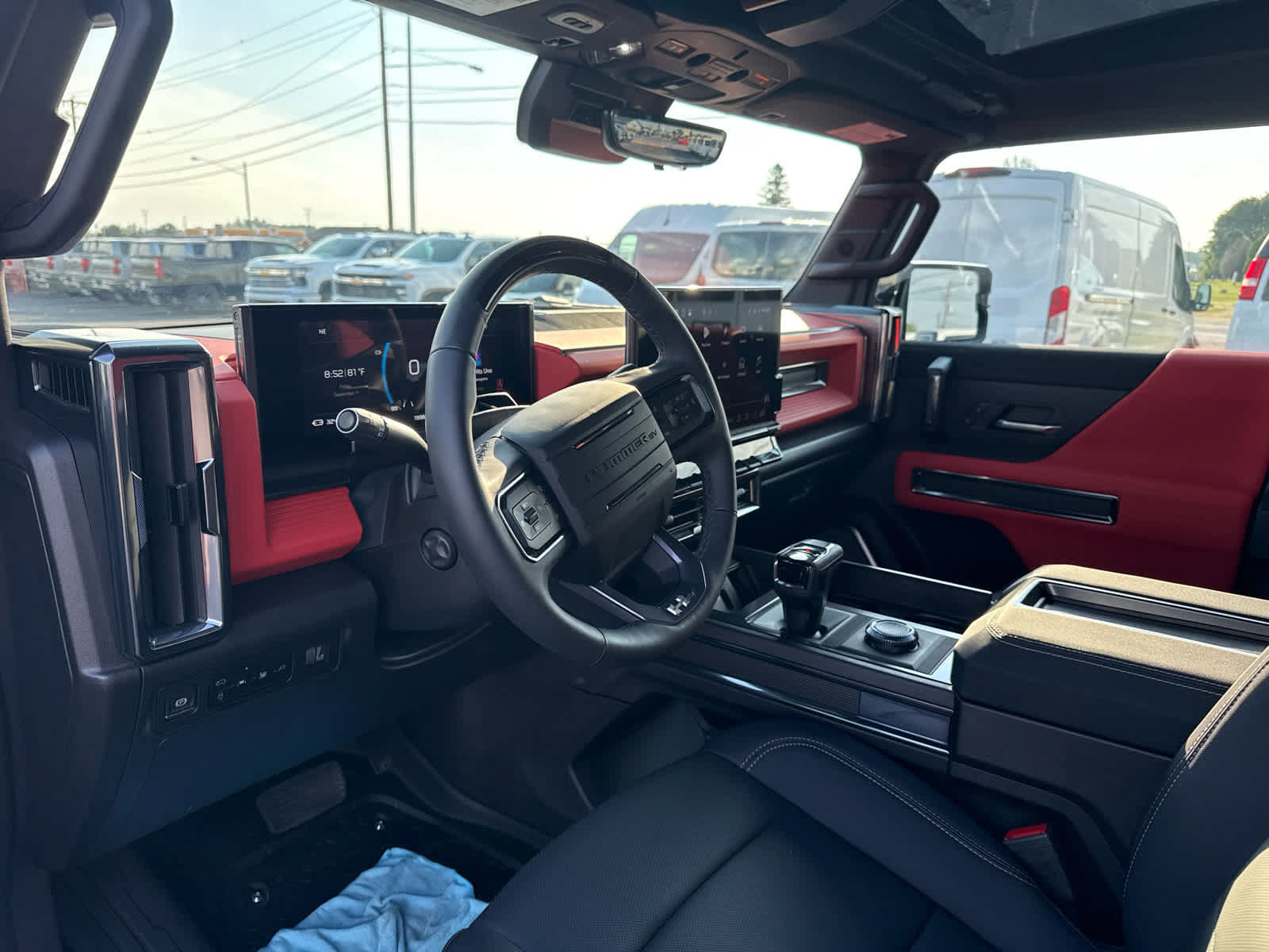 Certified 2026 GMC Hummer EV 3X w/ Carbon Fiber Edition Package AWD/4WD image 12