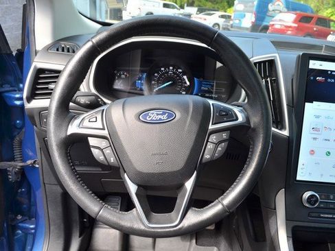 Used 2021 Ford Edge SEL w/ Convenience Package image 19