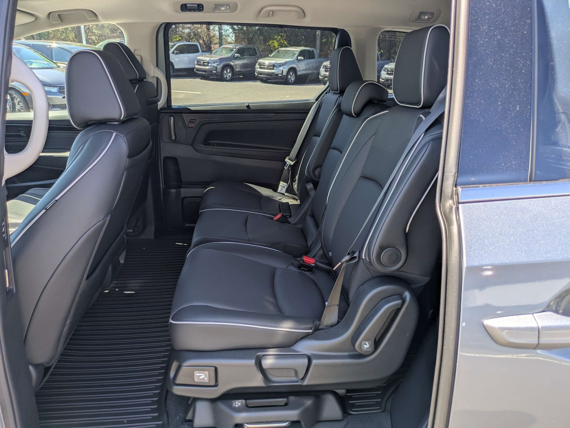 New 2027 Honda Odyssey Elite image 21