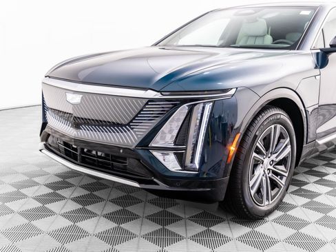 New 2026 Cadillac Lyriq Luxury image 33