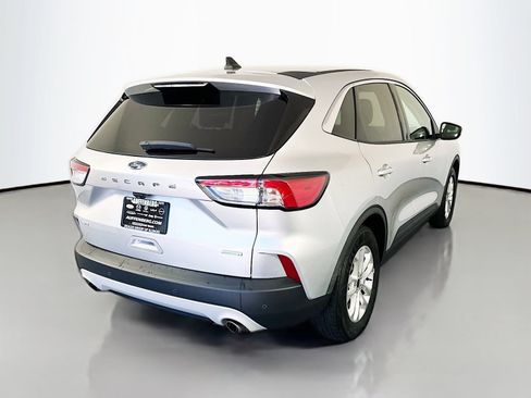 Used 2020 Ford Escape SE FWD image 7