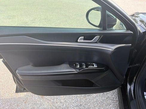 Used 2021 Kia K5 GT-Line AWD/4WD image 9