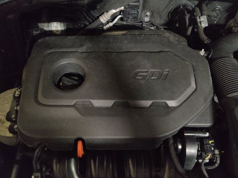 Used 2020 Kia Sorento LX image 30