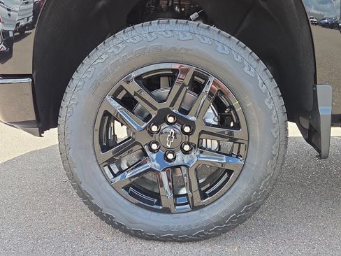 New 2026 Chevrolet Silverado 1500 LT Trail Boss w/ Convenience Package II AWD/4WD image 9