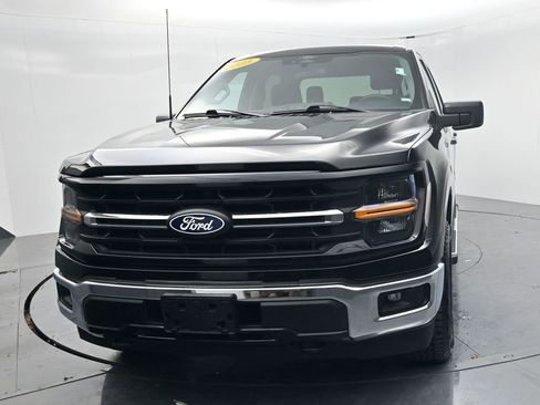 Used 2025 Ford F150 XLT w/ Equipment Group 301A Standard AWD/4WD image 3