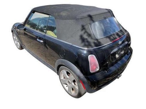 Used 2005 MINI Cooper S FWD image 3