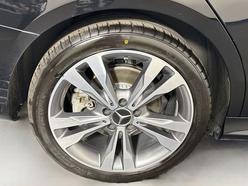 Used 2021 Mercedes-Benz C 300 Sedan image 33