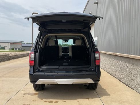 Used 2021 Ford Expedition Platinum image 25