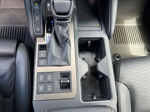 Used 2024 Toyota Land Cruiser AWD/4WD image 19