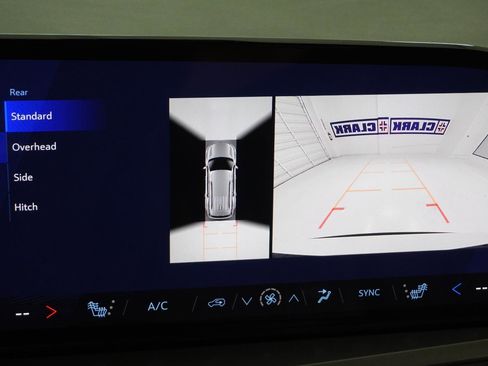 New 2026 Chevrolet Traverse LT w/ Driver Confidence Package image 28