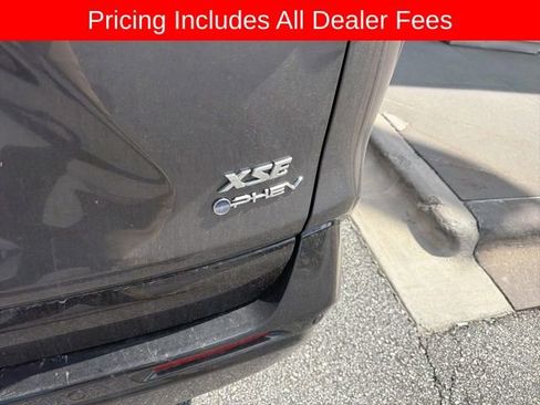 Used 2025 Toyota RAV4 XSE w/ Premium Package AWD/4WD image 22