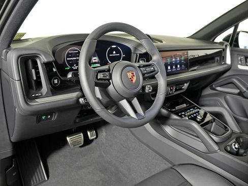 New 2026 Porsche Cayenne S AWD/4WD image 4