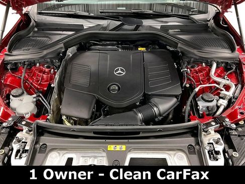 Used 2024 Mercedes-Benz GLC 300 4MATIC image 29
