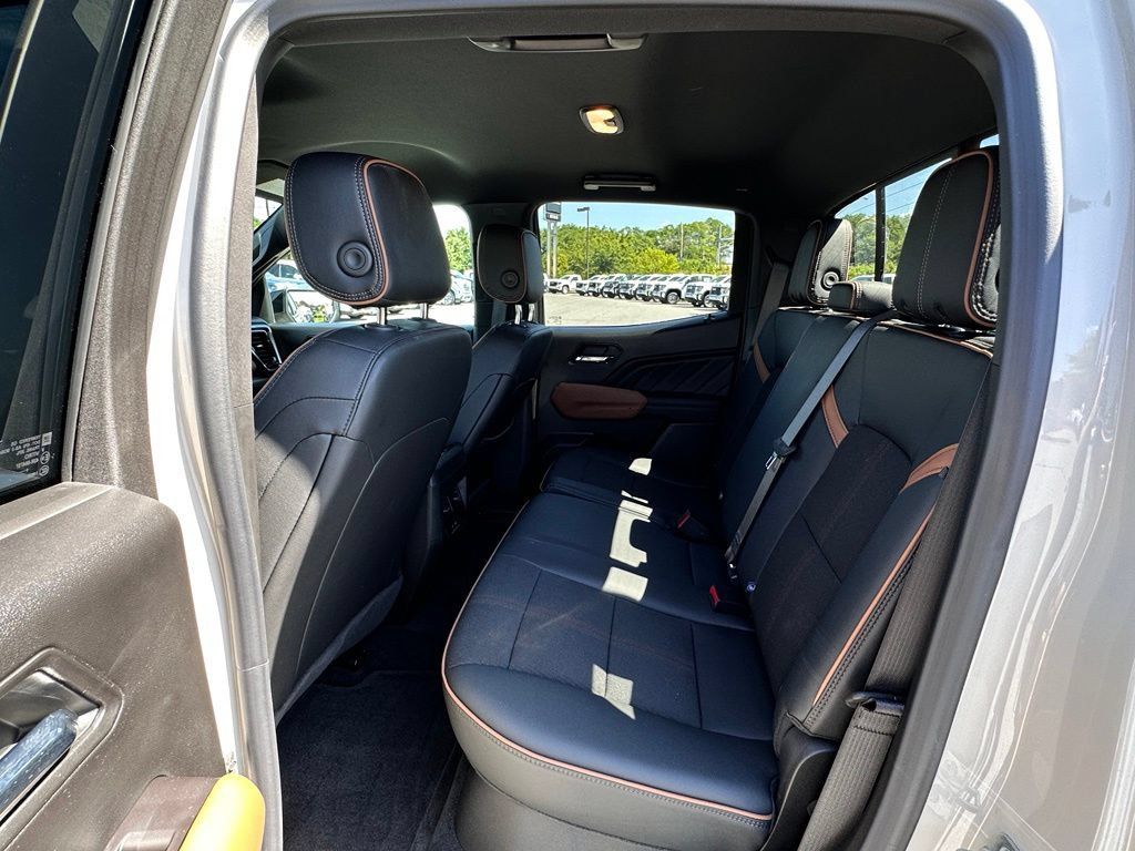 Certified 2026 GMC Canyon AT4 AWD/4WD image 24