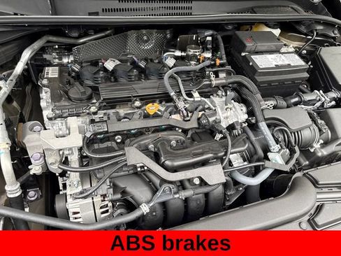 Used 2026 Toyota Corolla SE FWD image 30
