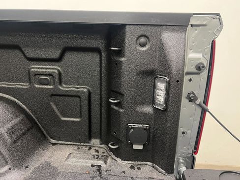 New 2026 Chevrolet Silverado 1500 LT w/ Z71 Off-Road Package image 37