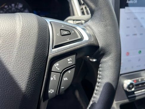 Certified 2024 Ford Edge SEL w/ Convenience Package AWD/4WD image 10