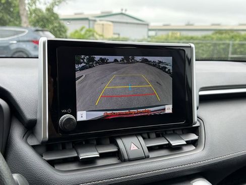 Certified 2025 Toyota RAV4 LE FWD image 30