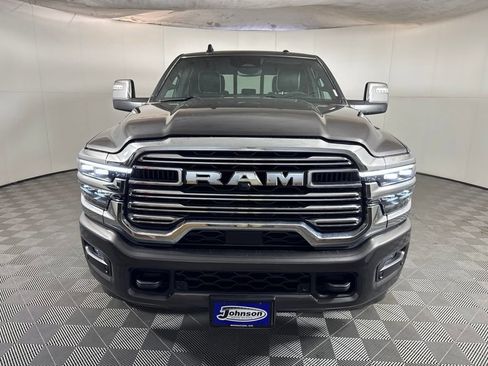 Used 2026 RAM 2500 Laramie AWD/4WD image 3