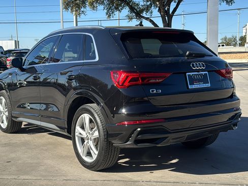 Used 2020 Audi Q3 2.0T Premium w/ Convenience Package image 5
