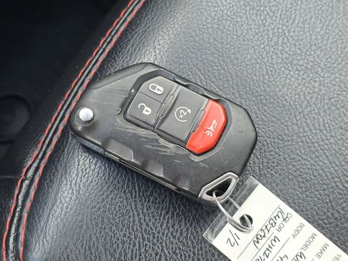 Used 2018 Jeep Wrangler Unlimited Rubicon image 37