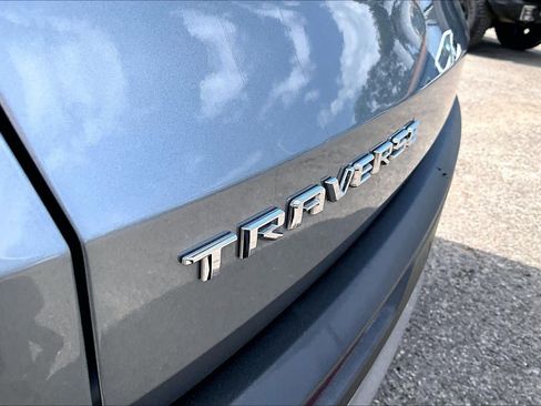 Used 2024 Chevrolet Traverse LT FWD image 10