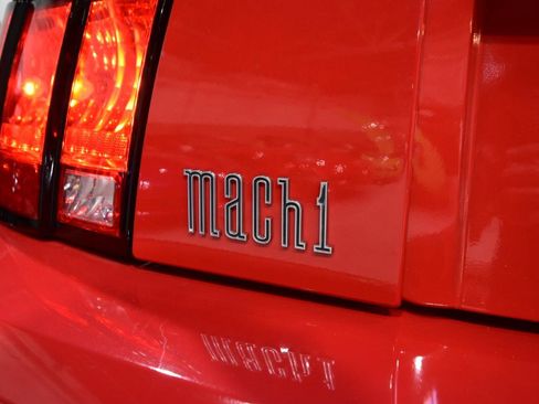 Used 2004 Ford Mustang Mach 1 RWD image 9