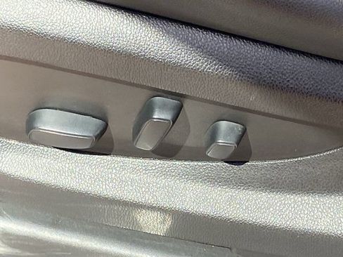 Used 2019 GMC Yukon SLT AWD/4WD image 20