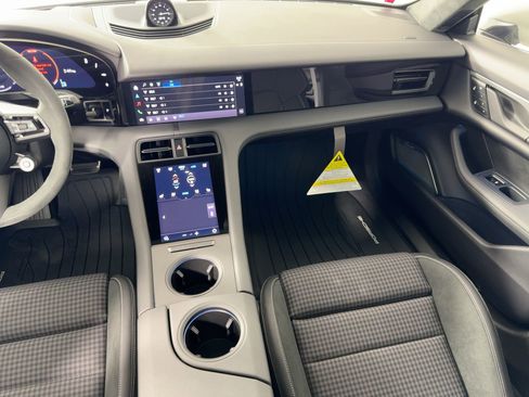 New 2026 Porsche Taycan GTS image 28