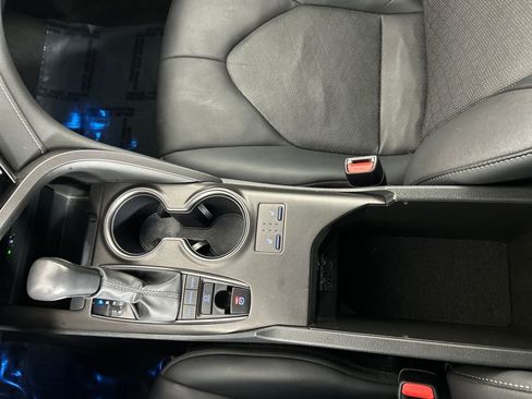 Used 2024 Toyota Camry XSE FWD image 14