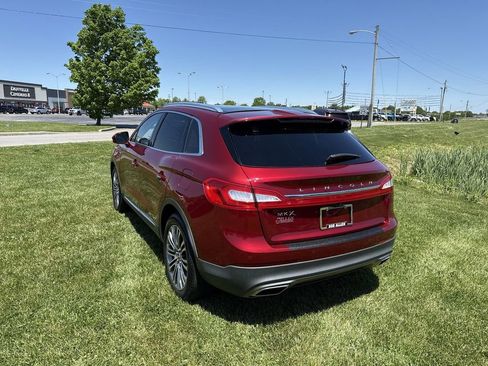 Used 2016 Lincoln MKX Reserve FWD image 12