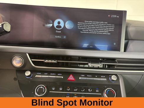 Used 2025 Hyundai Sonata SE image 13