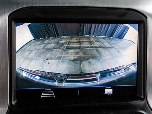 Used 2022 GMC Sierra 2500 SLE w/ SLE Convenience Package image 26