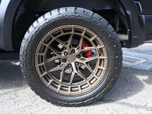 Used 2023 Ford F150 Raptor w/ Equipment Group 802A Raptor R AWD/4WD image 5